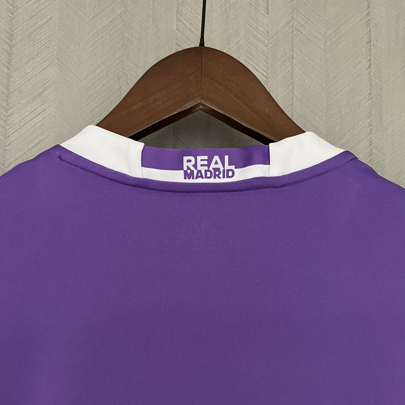 Camisa do Real Madrid II 16/17 Torcedor Roxa RETRO
