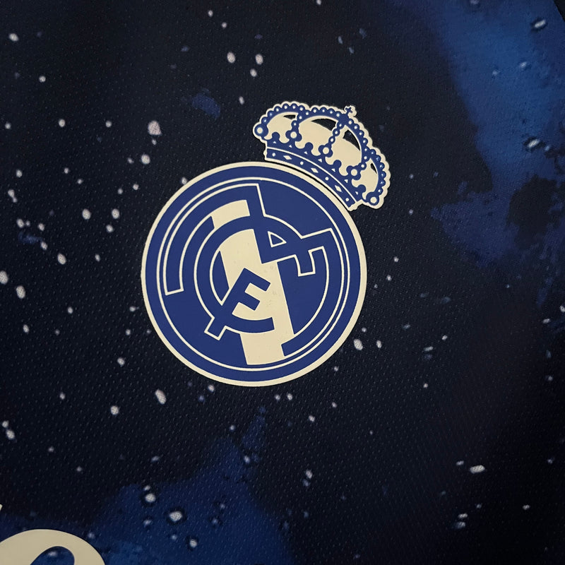 Camisa do Real Madrid Joint Edition 18/19 Torcedor Preta e Azul RETRO