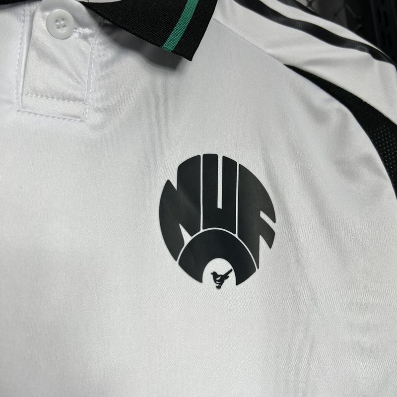 Camisa do Newcastle United III 24/25 Torcedor Branca e Verde