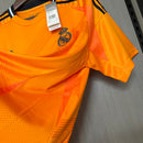 Camisa do Real Madrid II 24/25 Torcedor Laranja