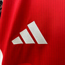 Camisa do Arsenal Pré-Jogo 24/25 Torcedor Vermelho e Branco