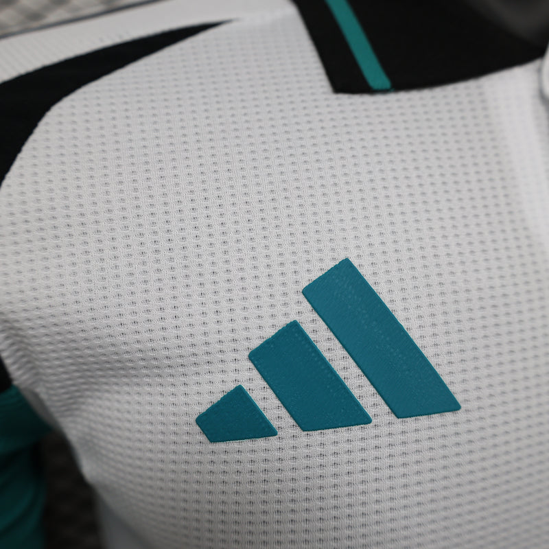 Camisa do Newcastle United III 24/25 JOGADOR Branca e Verde