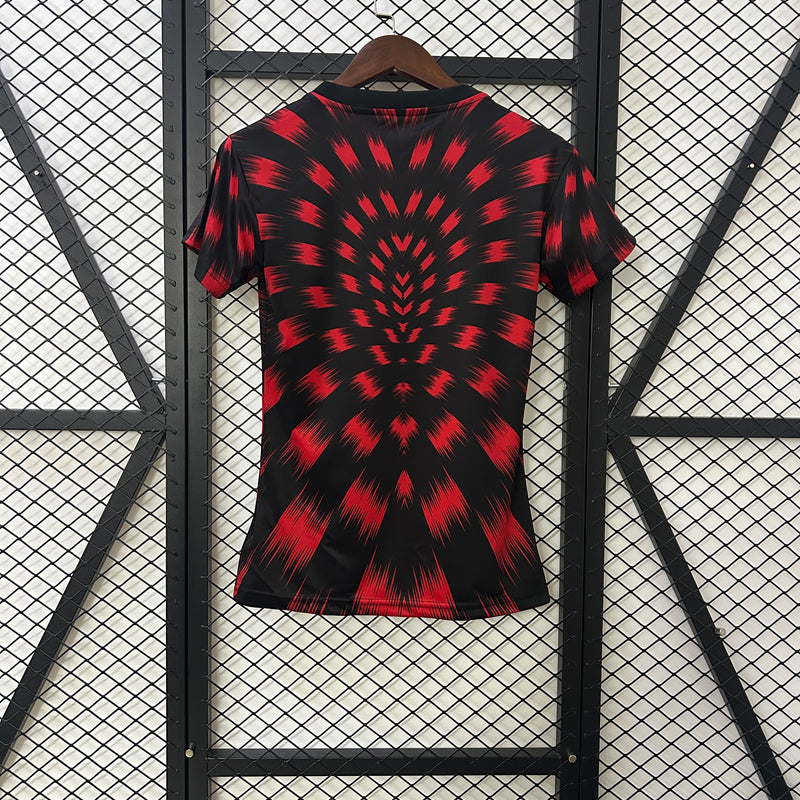 Camisa Feminina do Flamengo Pré-jogo 25/26 Torcedor Preto e Vermelho
