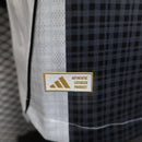 Camisa do Newcastle United I 25/26 JOGADOR Preta e Branca