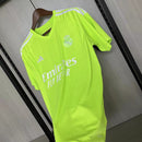 Camisa do Real Madrid Goleiro 23/24 Torcedor Verde