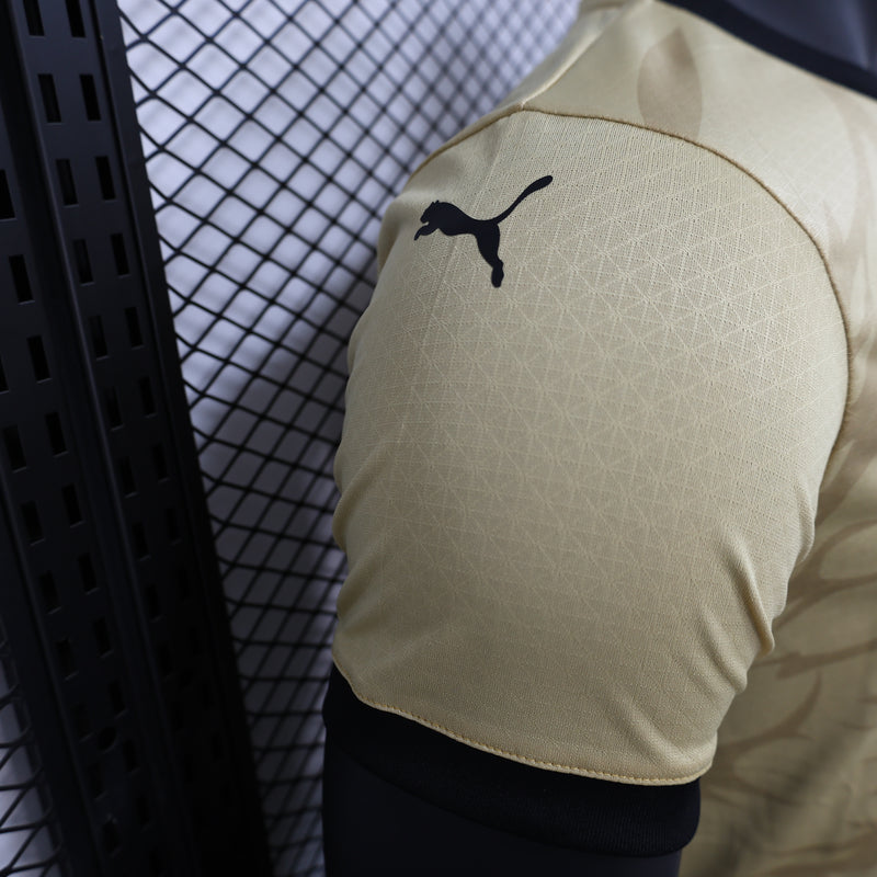 Camisa do Manchester City Edição Especial 24/25 JOGADOR Dourada