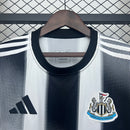 Camisa do Newcastle United I 25/26 Torcedor Preta e Branca