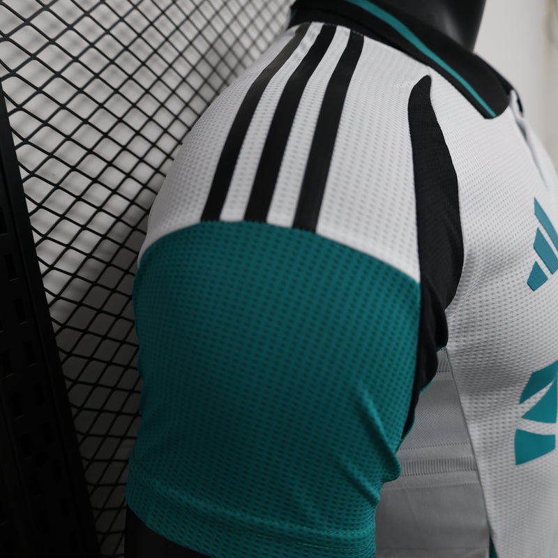 Camisa do Newcastle United III 24/25 JOGADOR Branca e Verde
