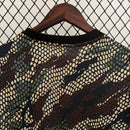 Camisa do Arsenal Pré-Jogo 23/24 Torcedor Cinza