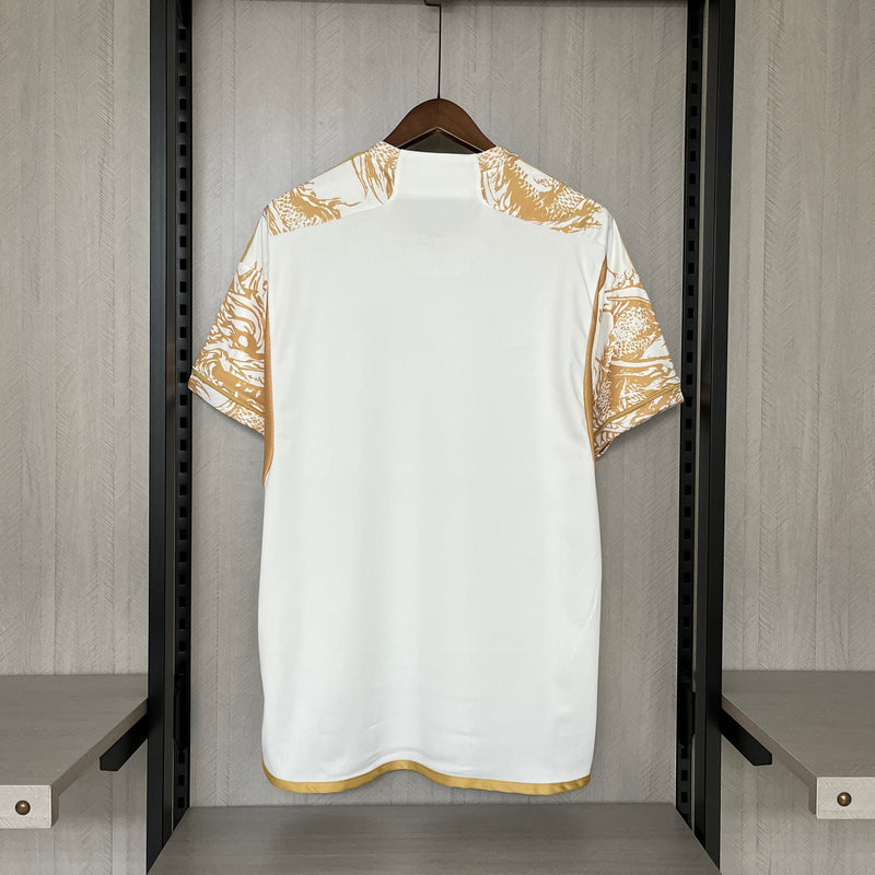 Camisa do Real Madrid Edição Especial 23/24 Torcedor Dourada