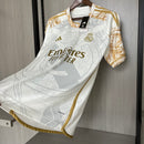 Camisa do Real Madrid Edição Especial 23/24 Torcedor Dourada