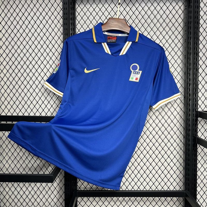 Camisa da Itália I 1996 Torcedor RETRO