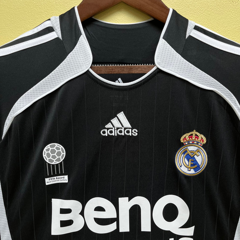 Camisa do Real Madrid II 06/07 Torcedor Preta RETRO